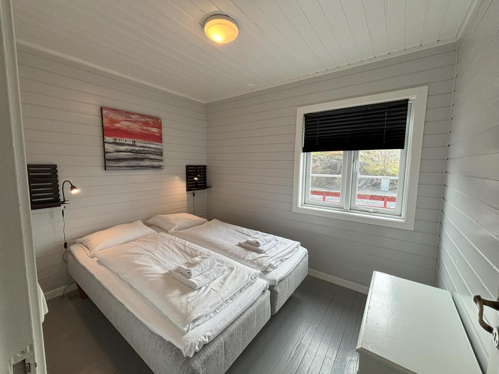 Buodden Rorbuer - Fisherman Cabins Sorvagen Exterior photo