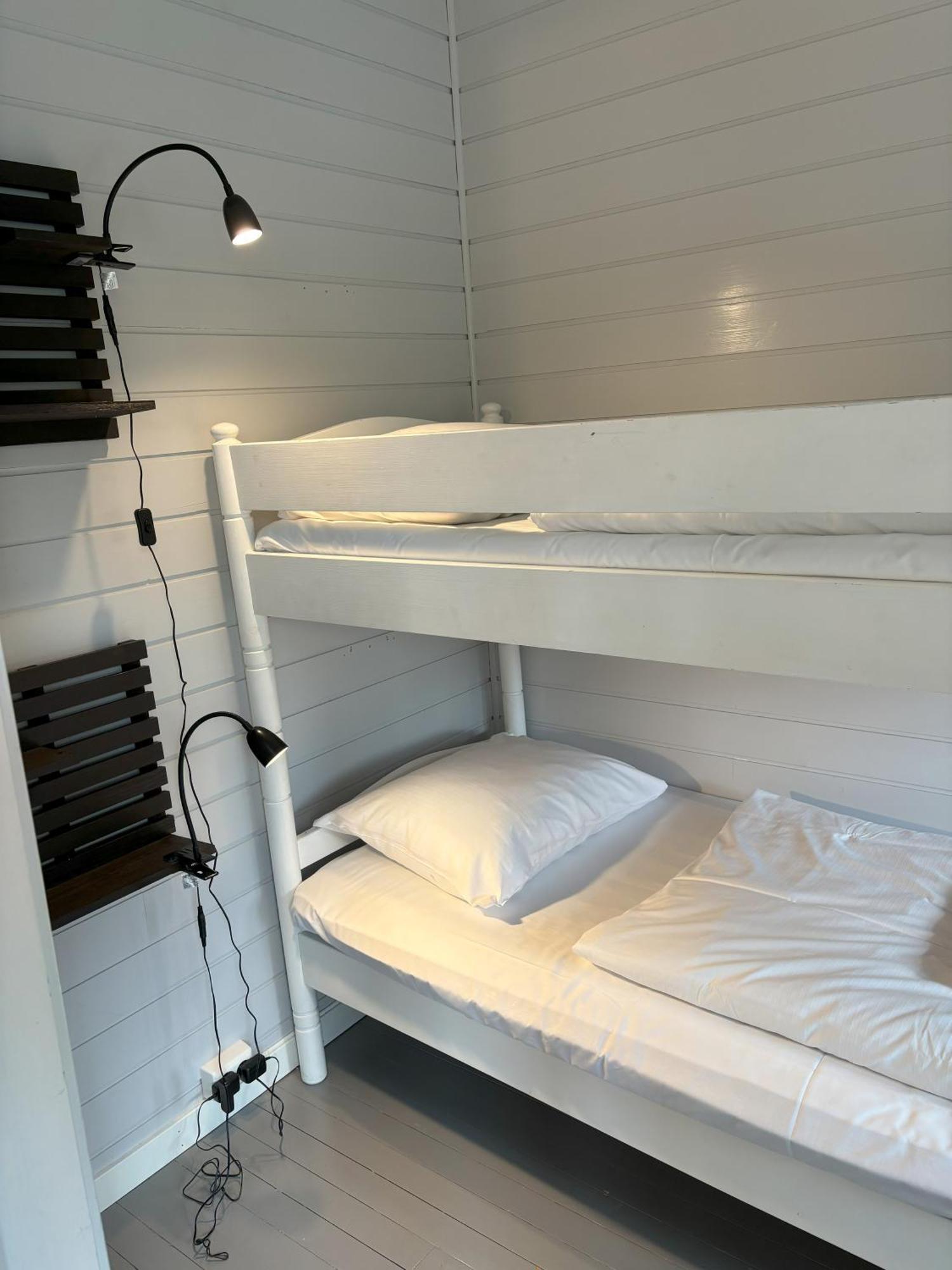 Buodden Rorbuer - Fisherman Cabins Sorvagen Exterior photo